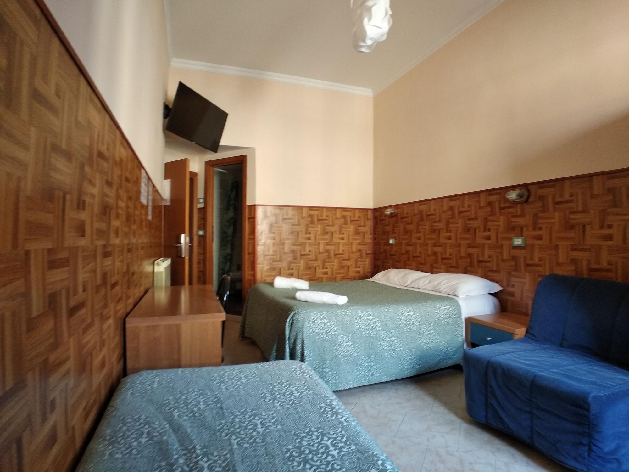 Cressy Hotel Рим Екстериор снимка