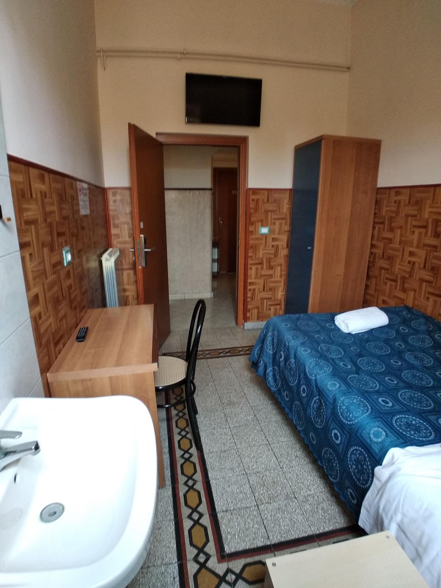 Cressy Hotel Рим Екстериор снимка