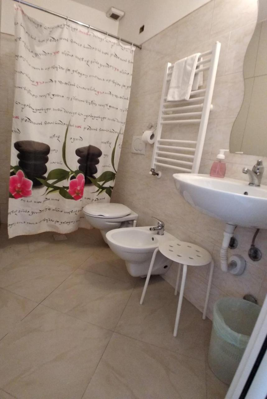 Cressy Hotel Рим Екстериор снимка